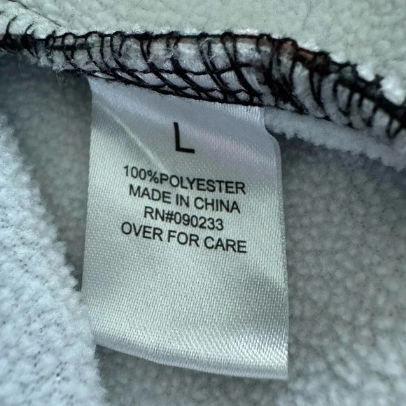 PacSun Half-Zip Pullover Sweatshirt with a Crazy Retro AOP Floral Graphic - Picture 8 of 8